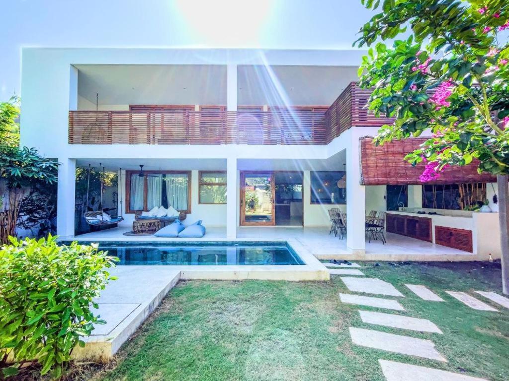 Marlaca Villas Lombok Kuta  Екстер'єр фото